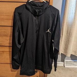 Jordan 1/4 zip Size M